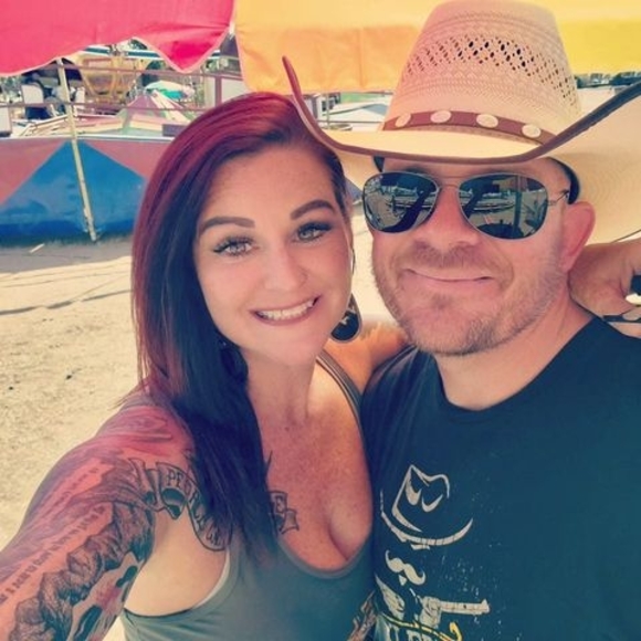 Meet your Posher, Jessica - Picture 1 of 1